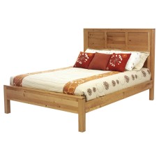 Lynnwood Panel Bed